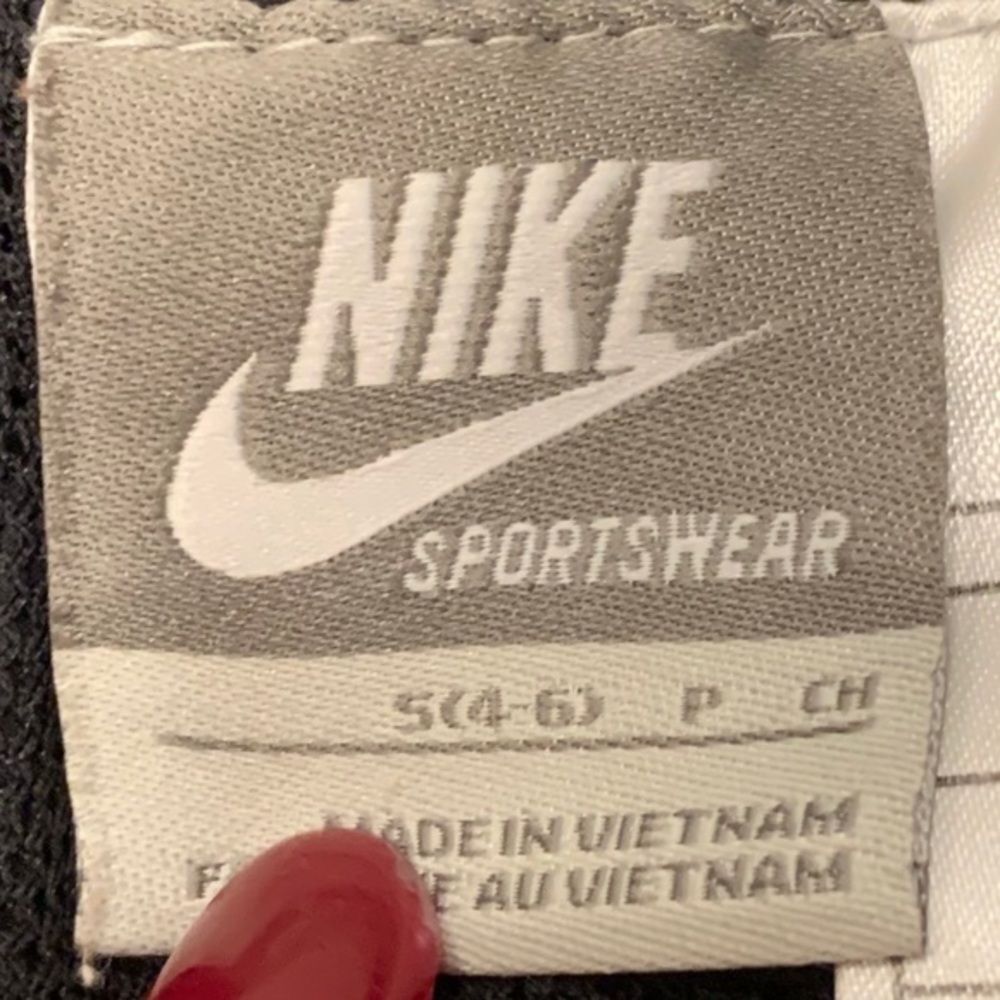 Nike Shorts‎  S (2-4) - Picture 4 of 8